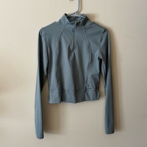 Athletic quarter zip